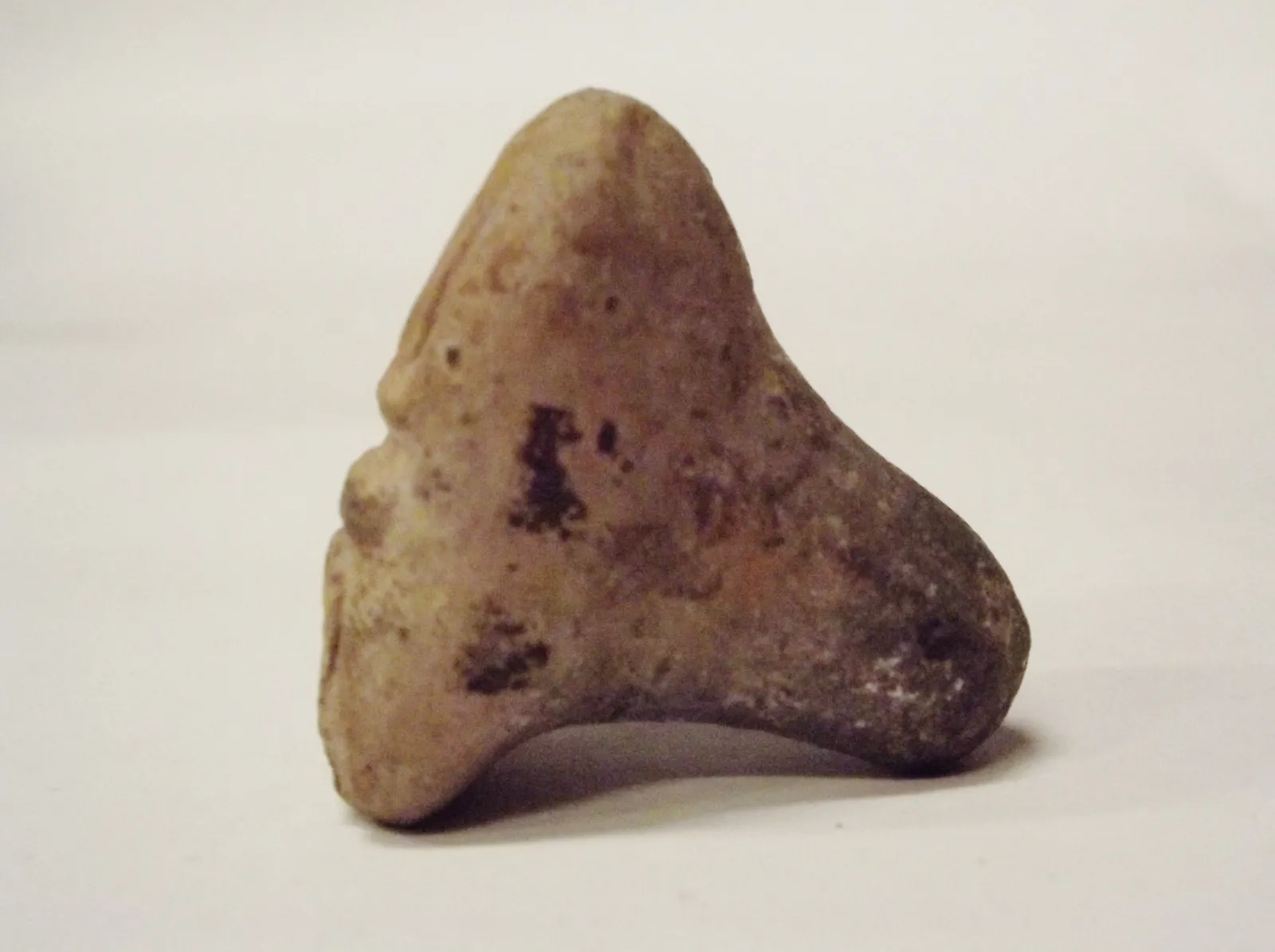 Sello de barro cocido