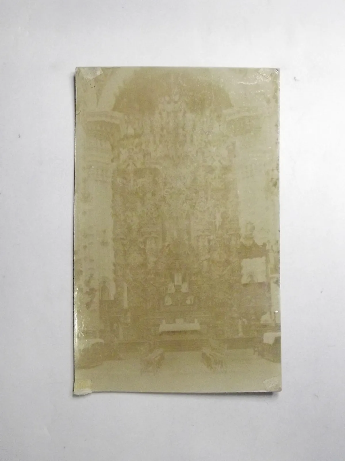 Postal impresa en cartón delgado