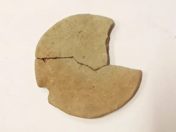 Sello de barro cocido