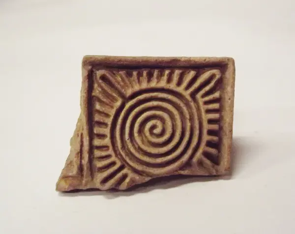 Sello de barro cocido