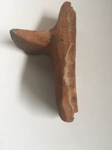 Sello de barro cocido