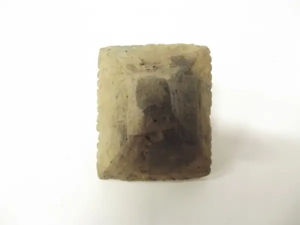 Sello de barro cocido
