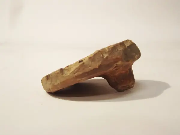 Sello de barro cocido