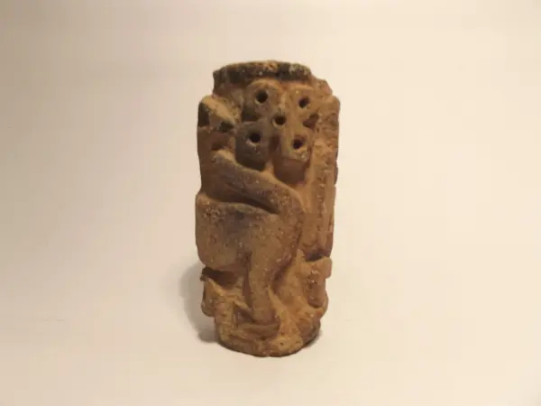 Sello de barro cocido