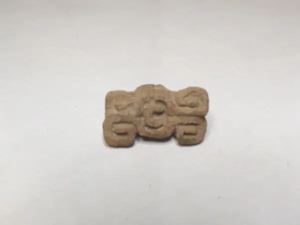 Sello de barro cocido