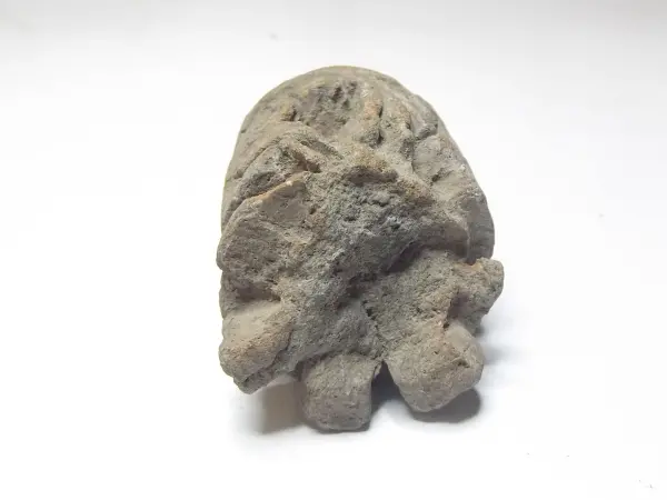 Sello de barro cocido