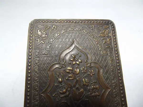 Grabado en bronce