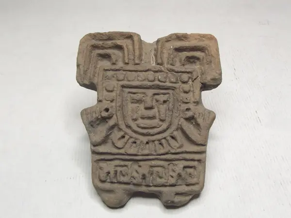 Sello de barro cocido